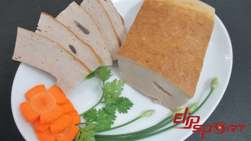 100g chả quế sẽ có đến 21.5g protein