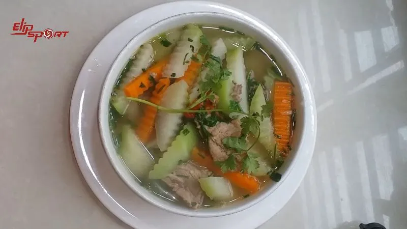 Canh su hào là một món ăn rất dễ làm